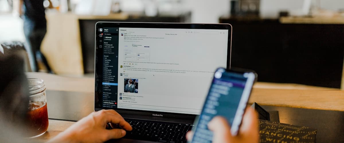Sécurité cloud avec cadenas et protection des données